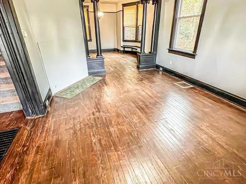 2568 Trevor Place, Cincinnati, OH 45225 Photo 9