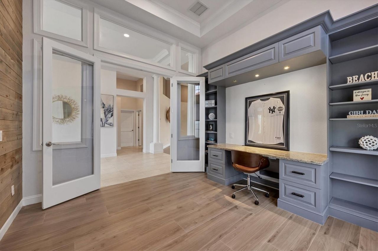 3617 Fair Oaks Place, Longboat Key, FL 34228 Photo