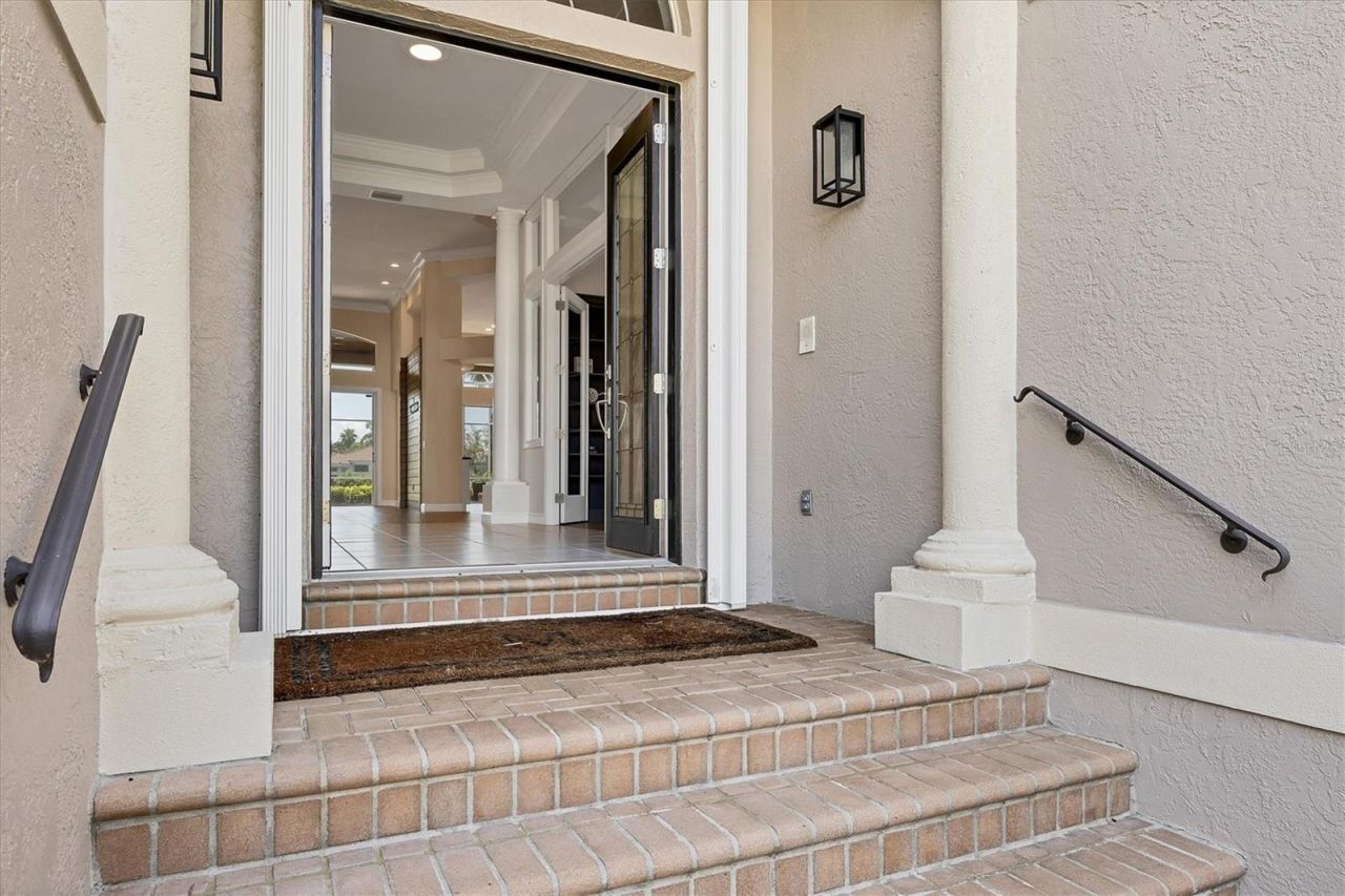 3617 Fair Oaks Place, Longboat Key, FL 34228 Photo