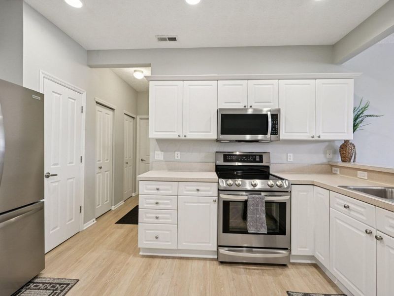 4135 Waterside Place, Unit 12, Grove City, OH 43123 Photo 28