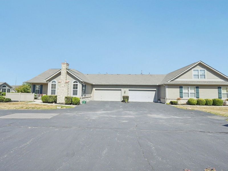 4135 Waterside Place, Unit 12, Grove City, OH 43123 Photo 3