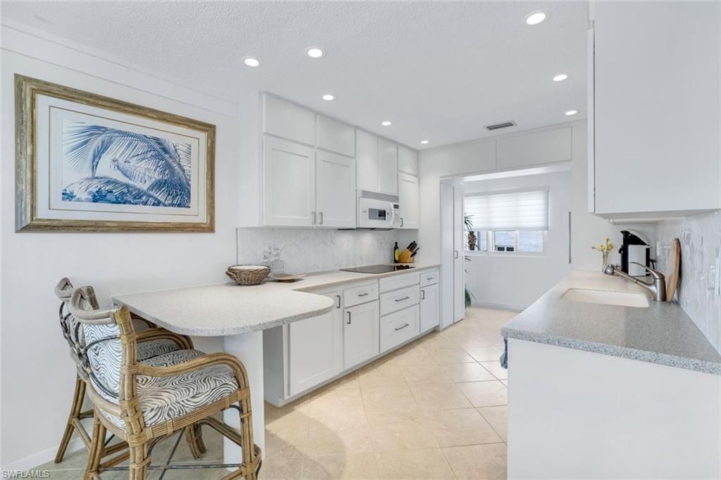 1851 Gulf Shore Blvd. N., Unit 15, Naples, FL 34102 Photo