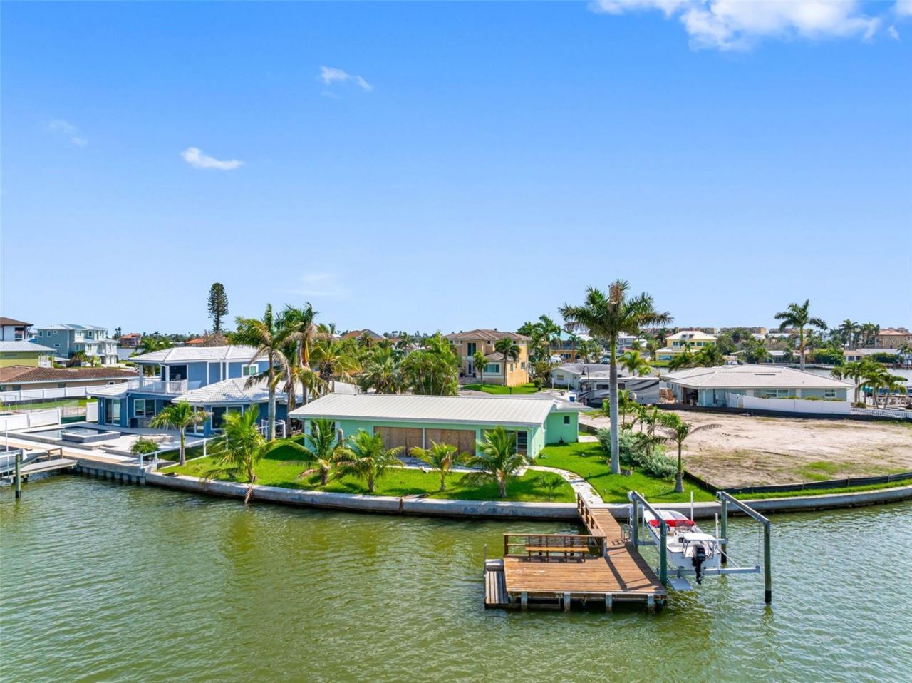 493 Bath Club Boulevard N, North Redington Beach, FL 33708 Photo