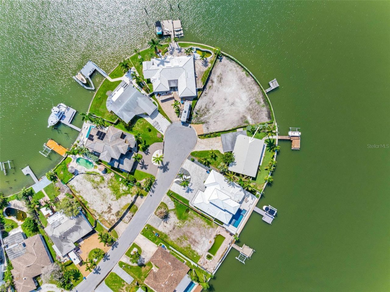 493 Bath Club Boulevard N, North Redington Beach, FL 33708 Photo