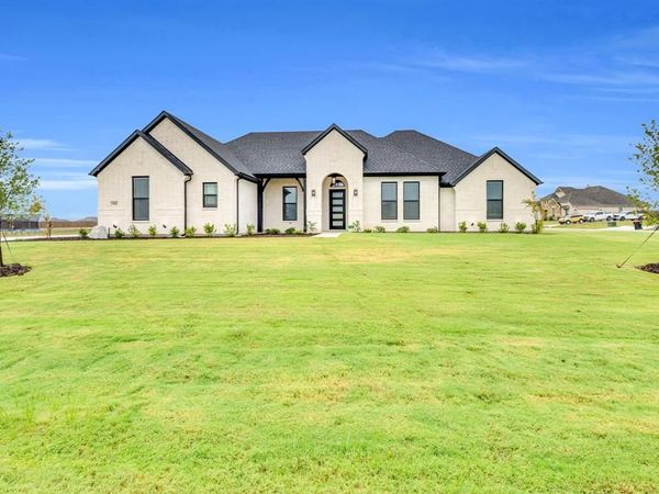 1610 Blackfoot Parkway, Waxahachie, TX 75165