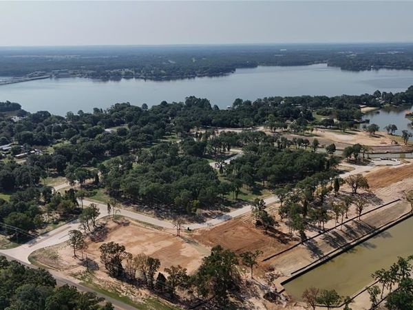 001 Diamond Lane, Malakoff, TX 75148