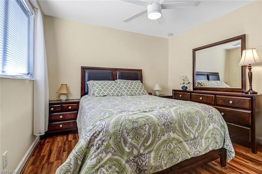 930 SW 37th Ter, Cape Coral, FL 33914 Photo