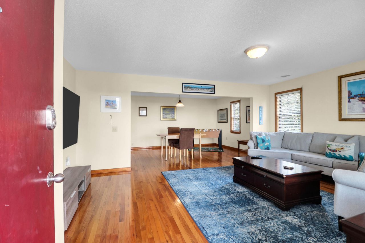 716 E Arctic Avenue Photo 23