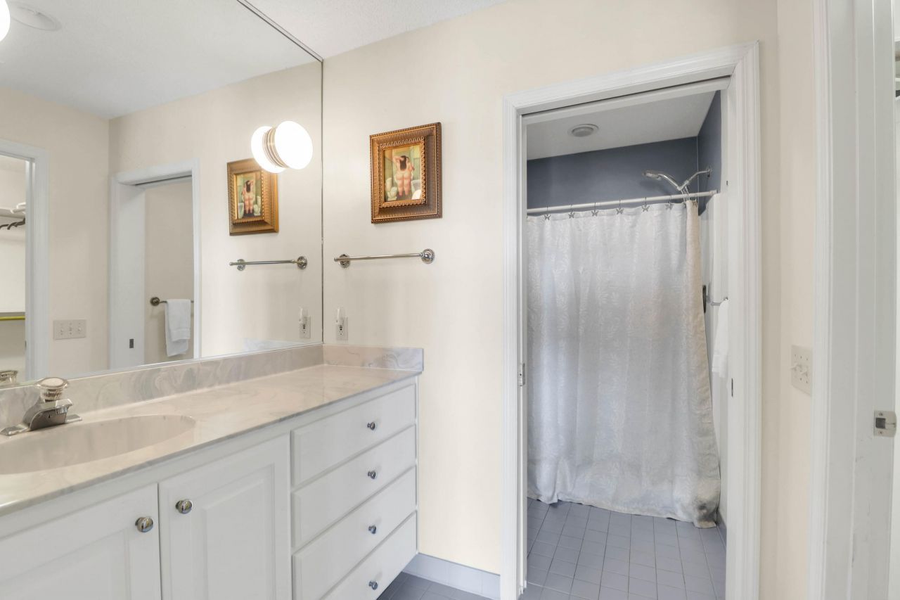 716 E Arctic Avenue Photo 32