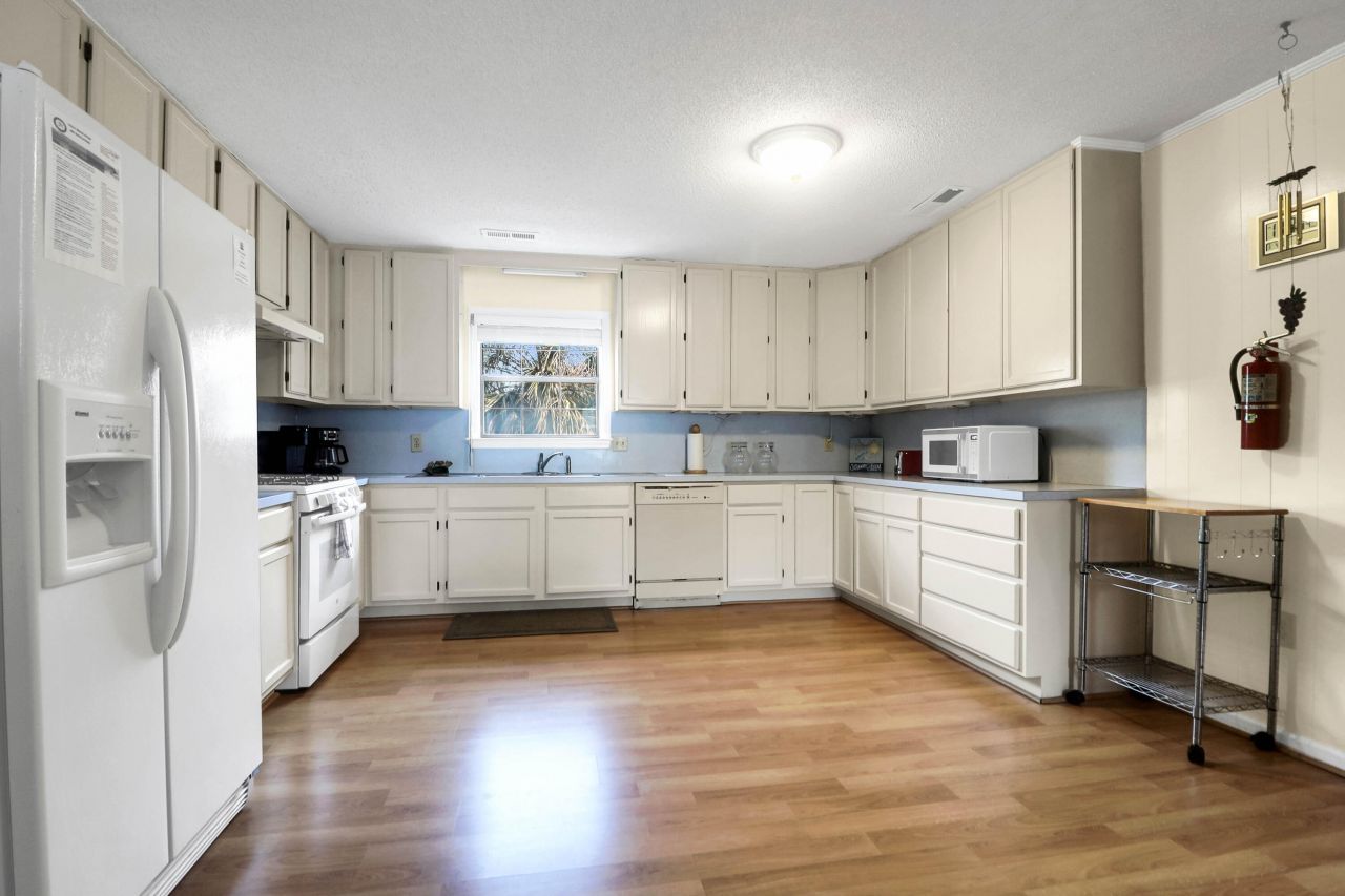 716 E Arctic Avenue Photo 35