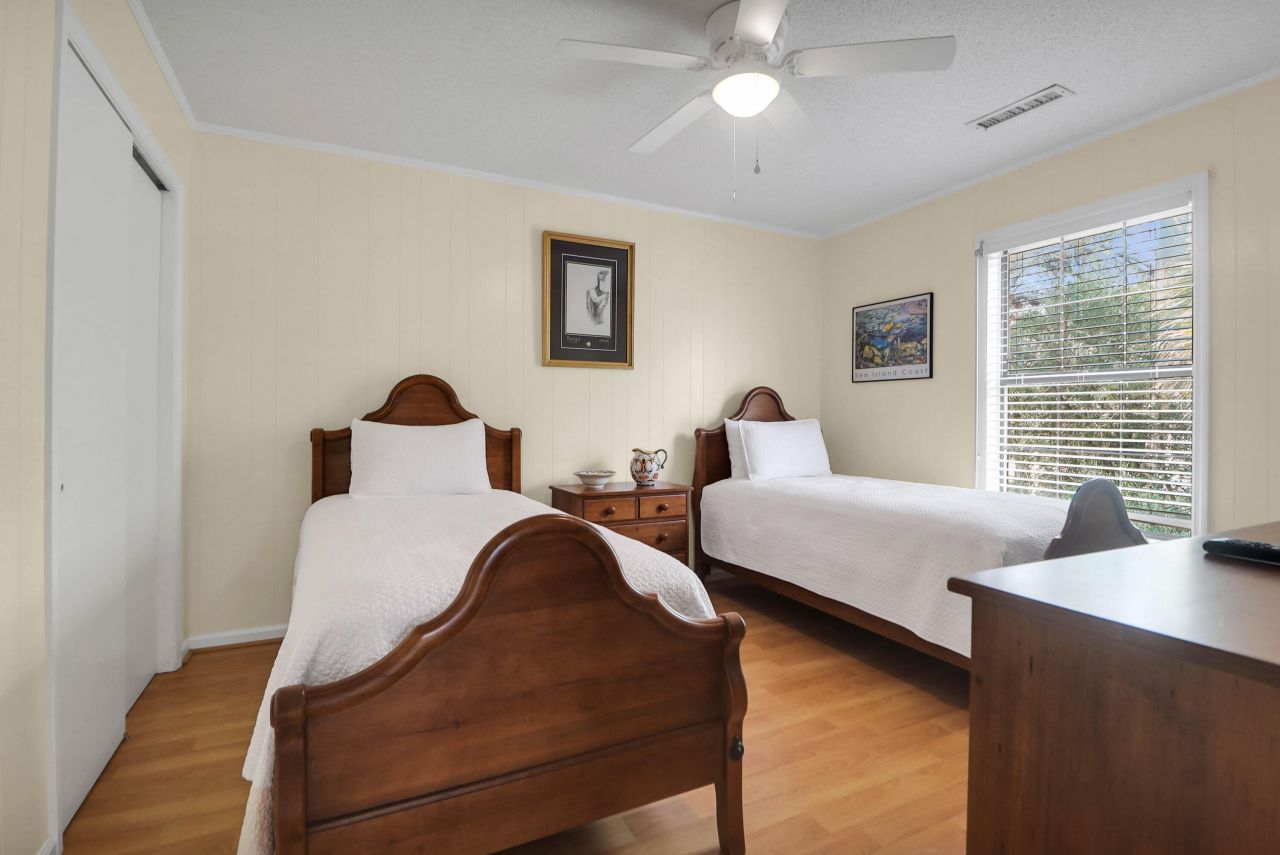 716 E Arctic Avenue Photo 49