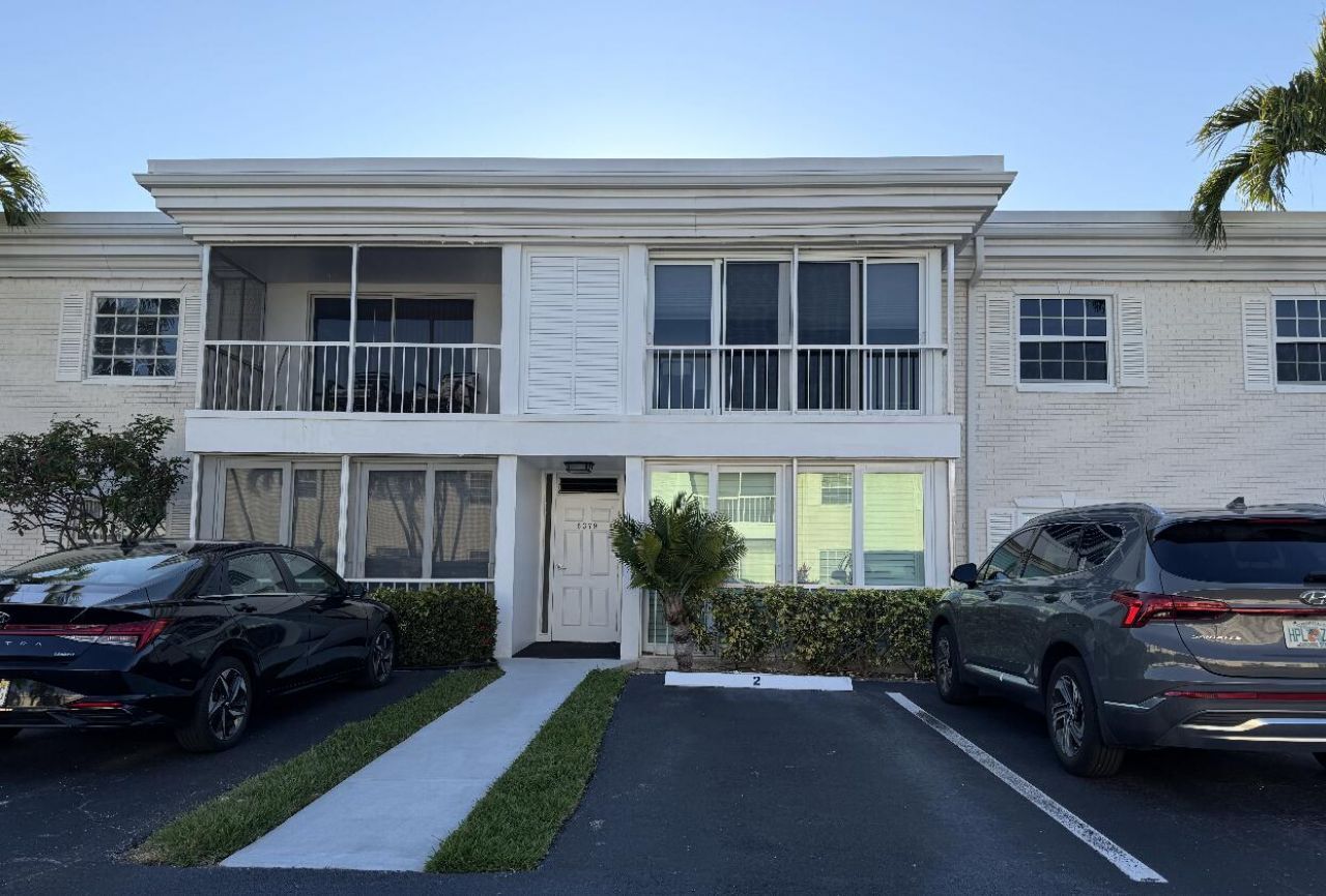 6379 Bay Club Drive, Unit 2, Fort Lauderdale, FL 33308 Photo