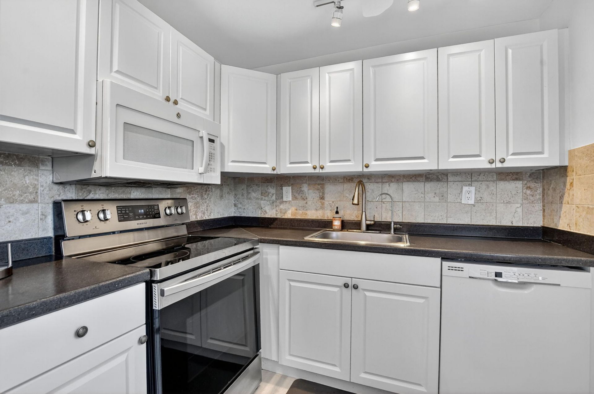 739 Normandy P, Delray Beach, FL 33484 Photo
