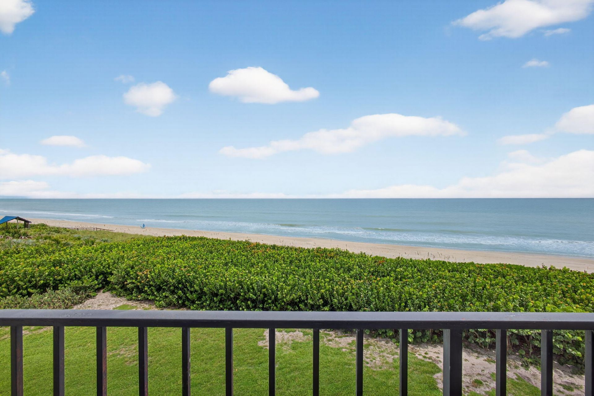9650 S Ocean Drive, Unit 302, Jensen Beach, FL 34957 Photo