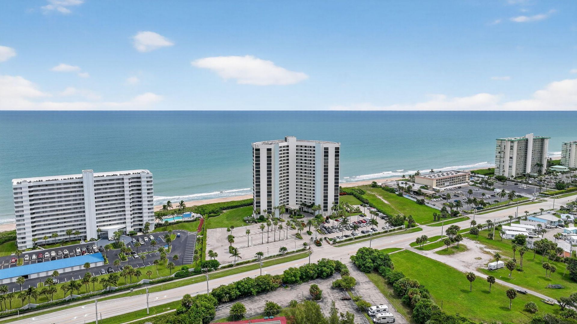 9650 S Ocean Drive, Unit 302, Jensen Beach, FL 34957 Photo