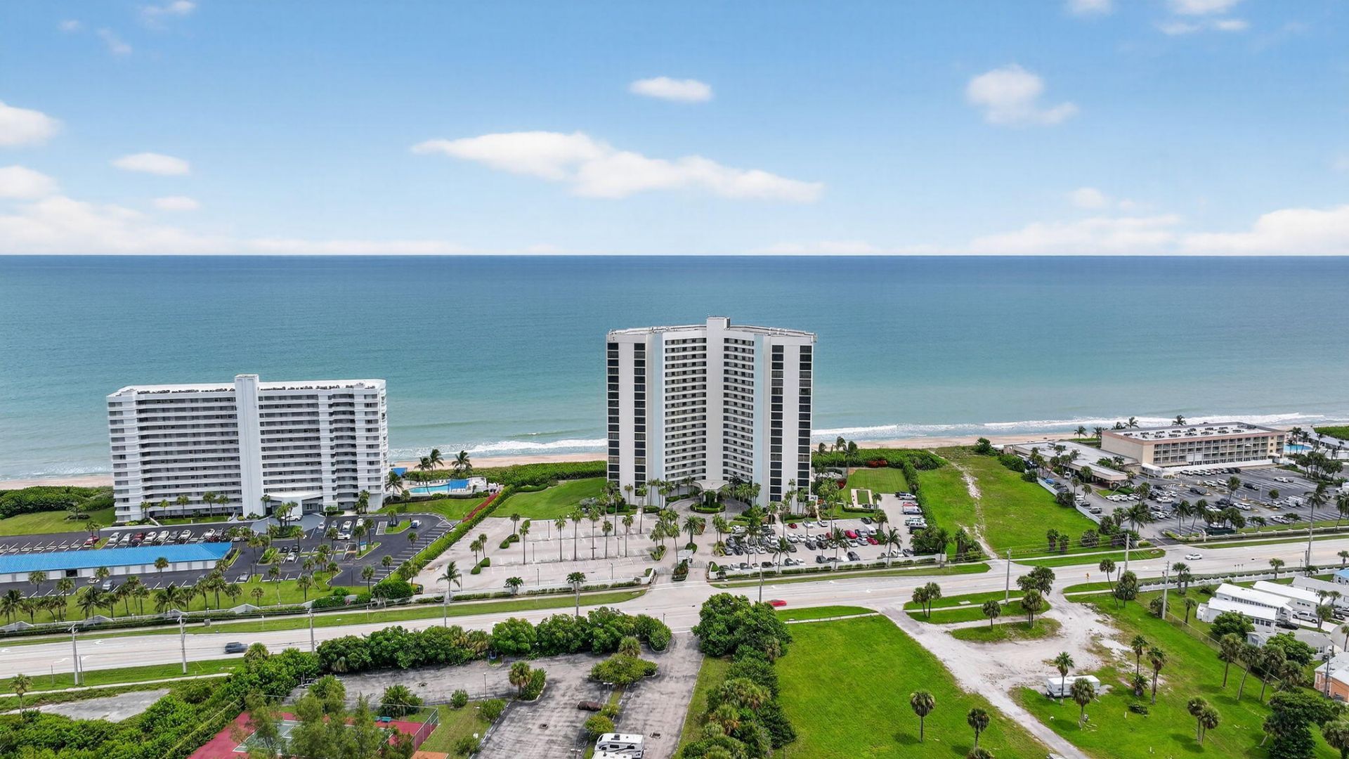 9650 S Ocean Drive, Unit 302, Jensen Beach, FL 34957 Photo