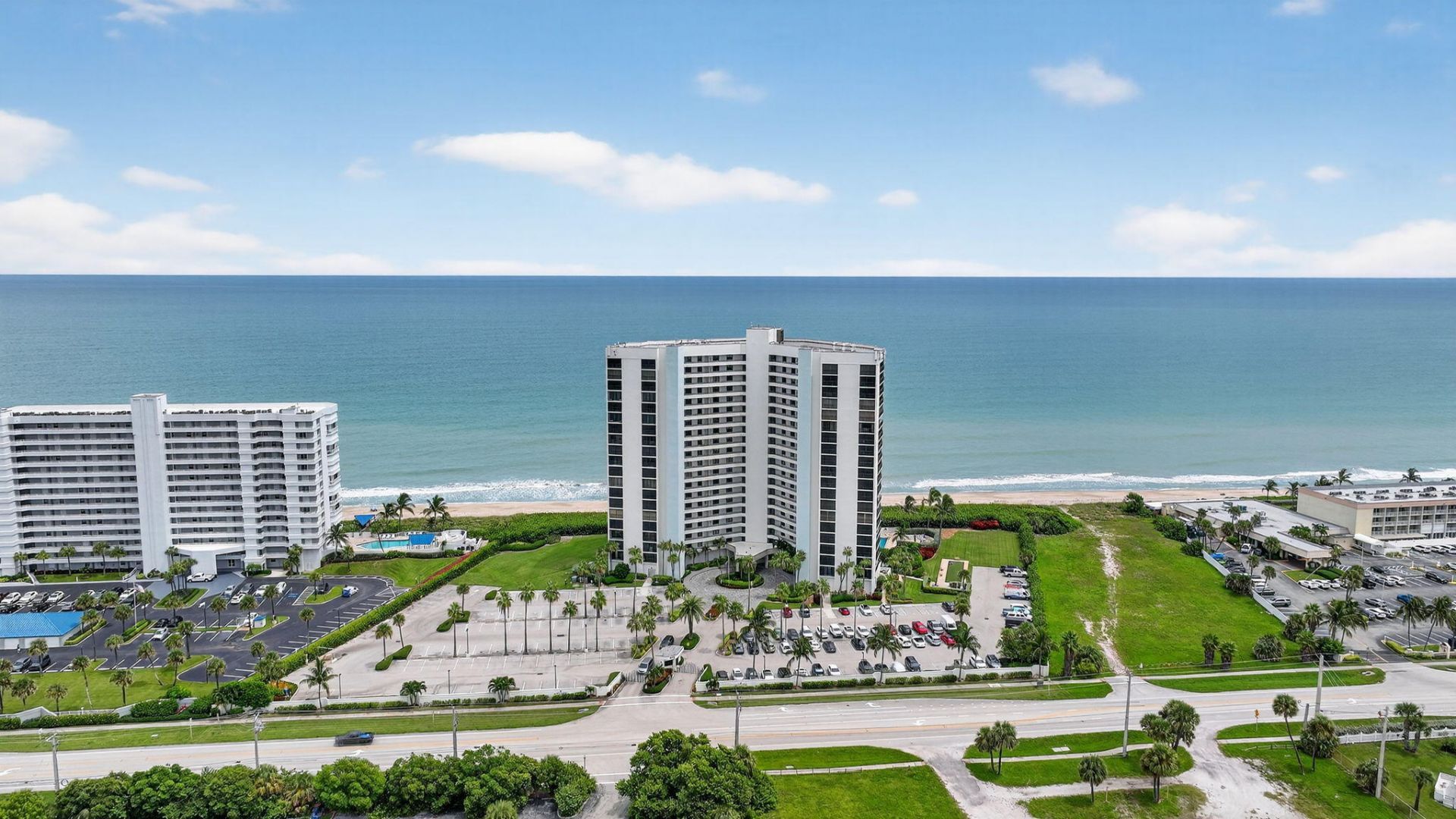 9650 S Ocean Drive, Unit 302, Jensen Beach, FL 34957 Photo