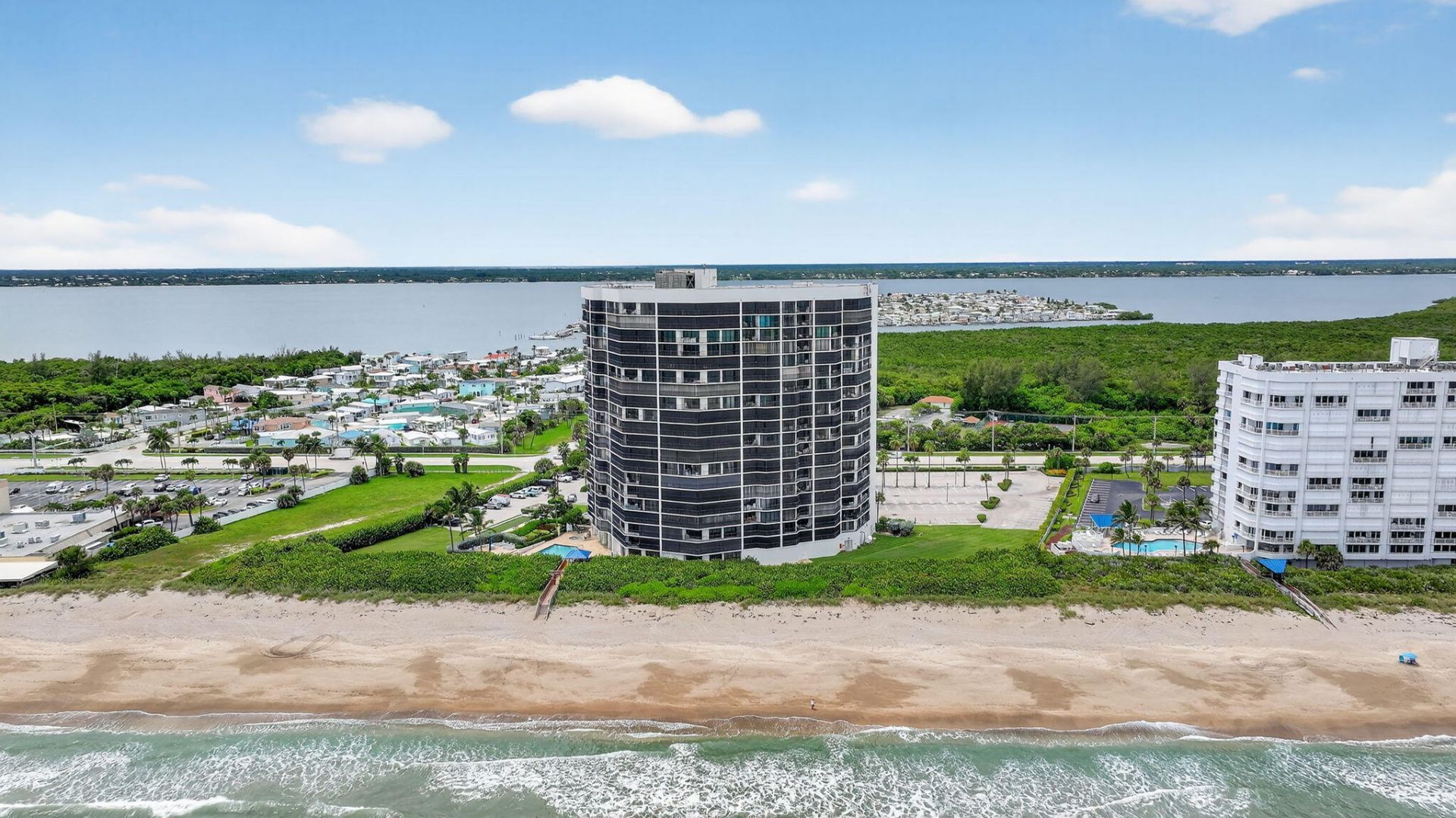 9650 S Ocean Drive, Unit 302, Jensen Beach, FL 34957 Photo