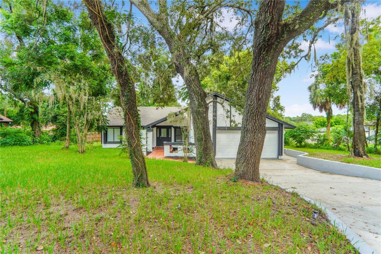 495 Howard Avenue, Longwood, FL 32750 Main Photo