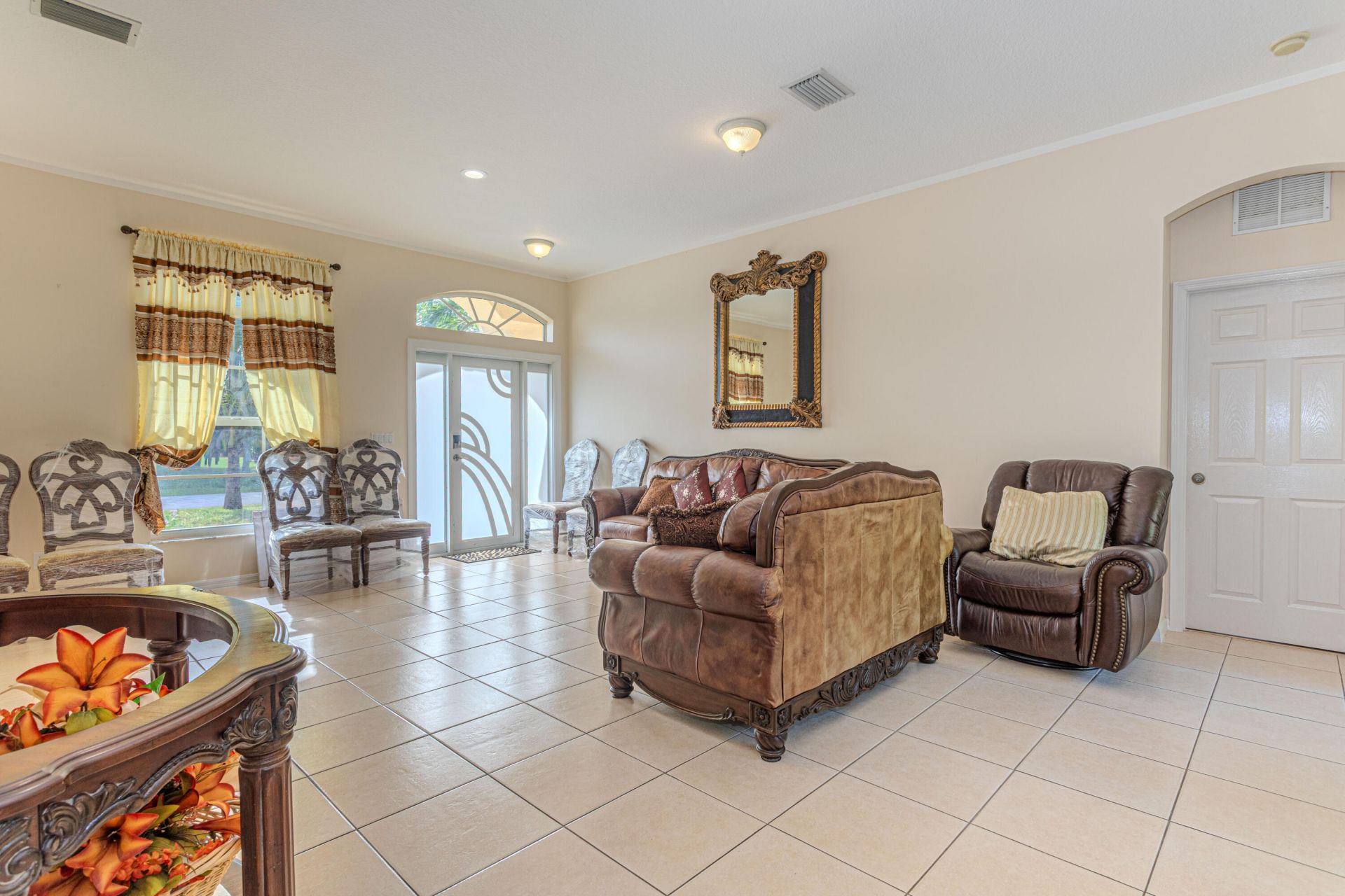 1518 SW Hutchins Street, Port Saint Lucie, FL 34983 Photo