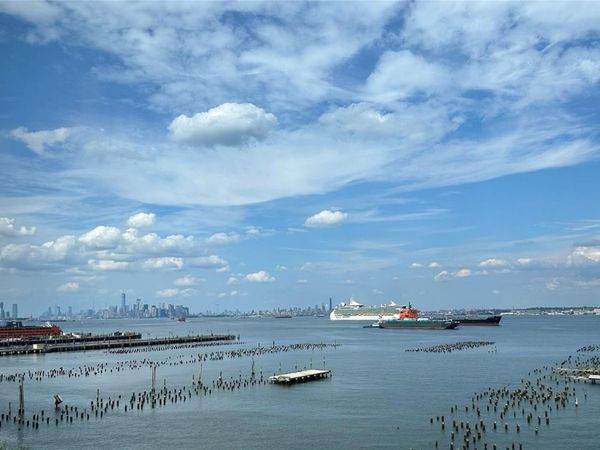 10 Bay Street Landing, Unit 5B, Staten Island, NY 10301