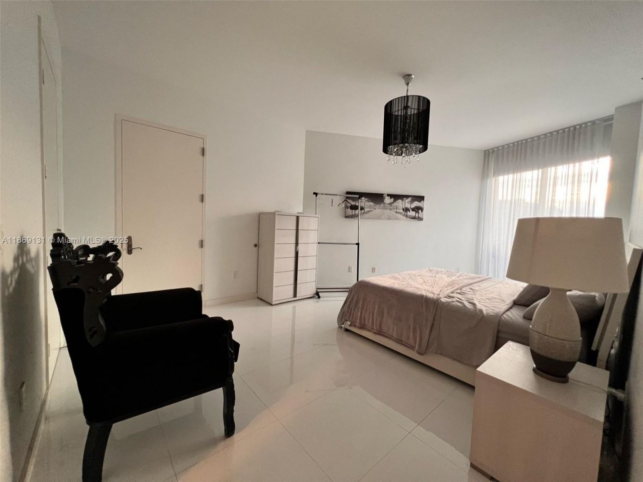 15811 Collins Ave, Unit 605, Sunny Isles Beach, FL 33160 Photo