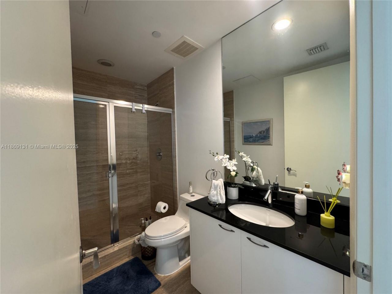 15811 Collins Ave, Unit 605, Sunny Isles Beach, FL 33160 Photo