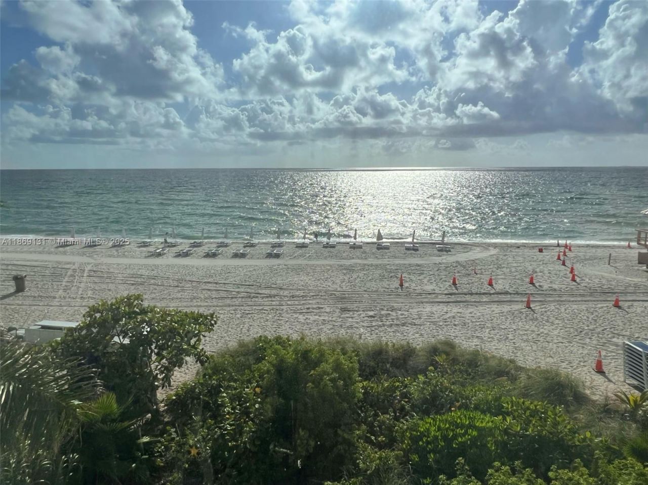 15811 Collins Ave, Unit 605, Sunny Isles Beach, FL 33160 Photo