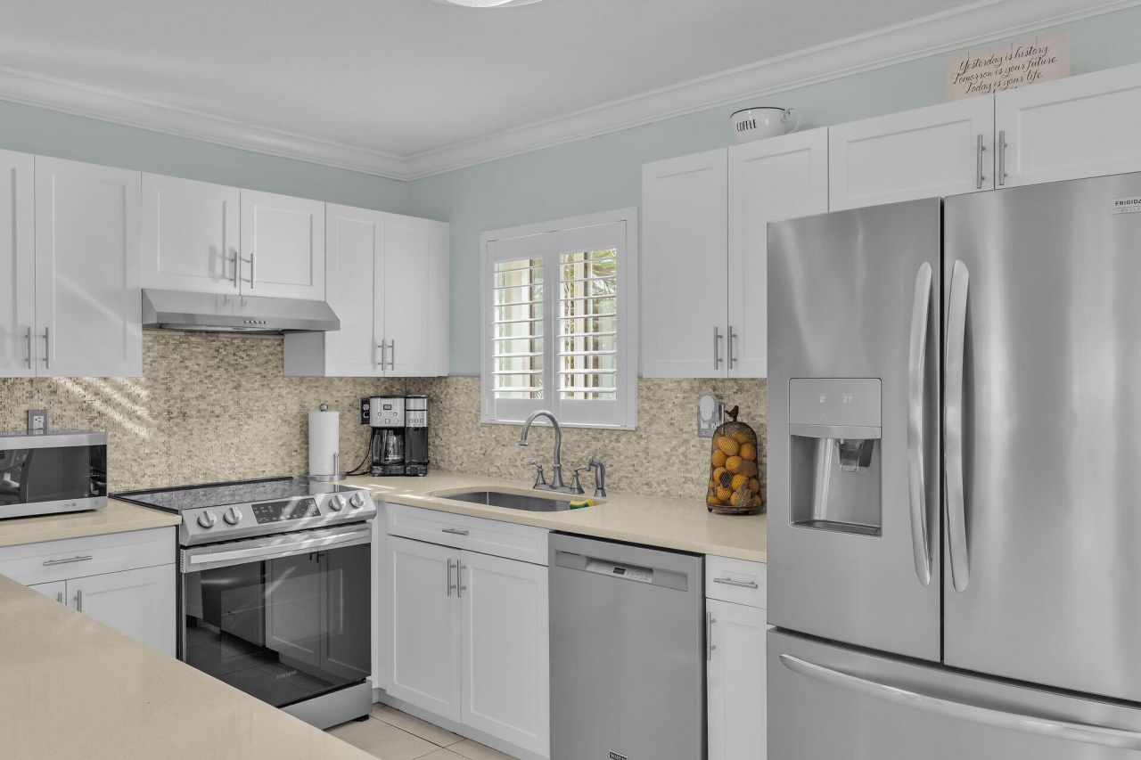 341 Sombrero Beach Road, Marathon, FL 33050 Photo