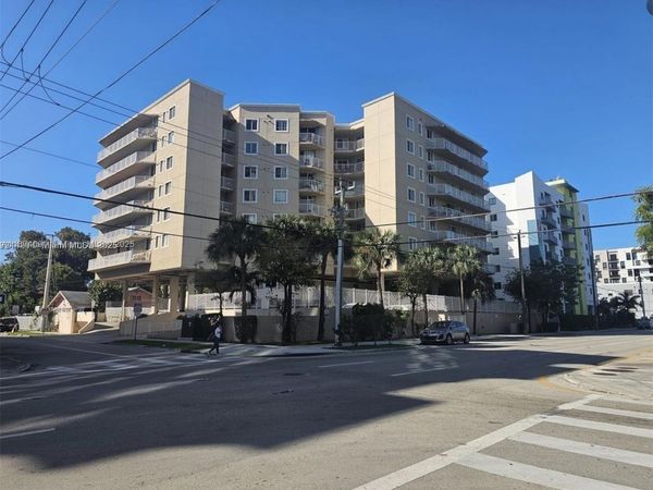 102 SW 6th Ave, Unit 205, Miami, FL 33130