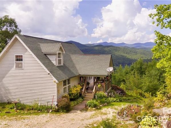 612 Old Home Place Road, Tuckasegee, NC 28783