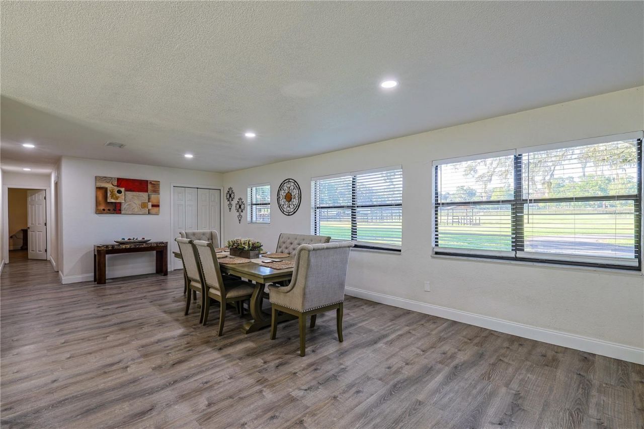 3875 SE 118th Lane, Belleview, FL 34420 Photo