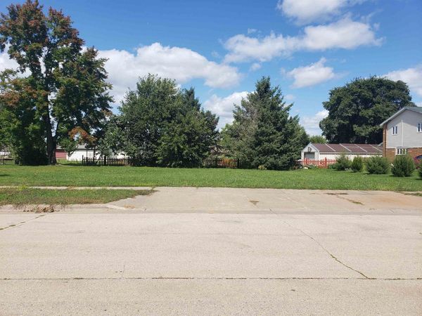 423 E Webster Street, Cuba City, WI 53807