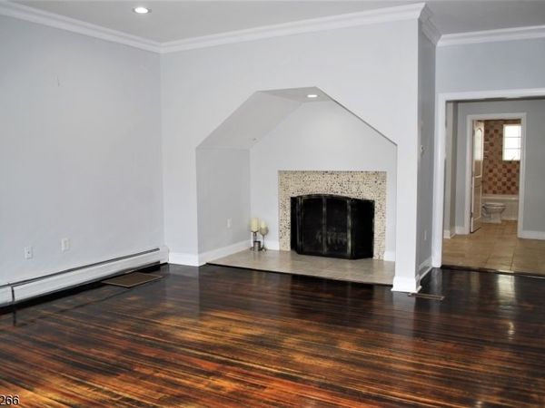 61 Ecentral Ave, Maywood, NJ 07607