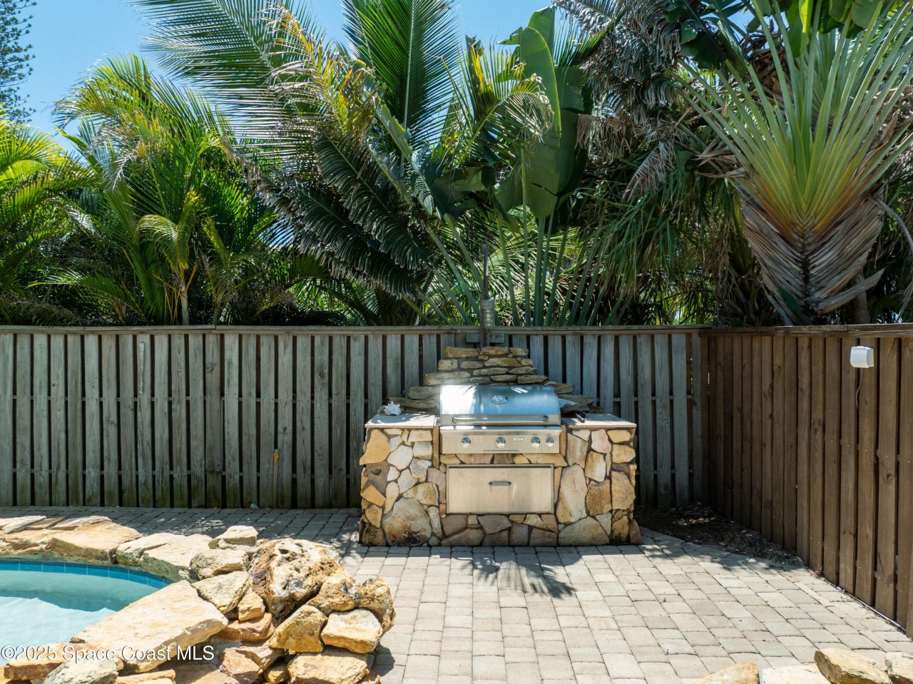 3412 S Atlantic Avenue, Cocoa Beach, FL 32931 Photo