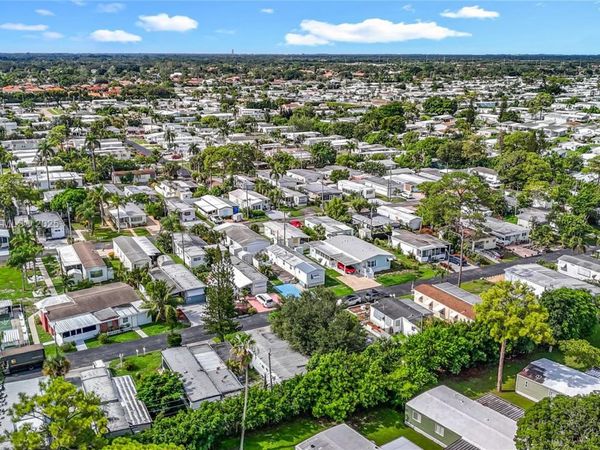 4165 S 88th Ct S, Boynton Beach, FL 33436