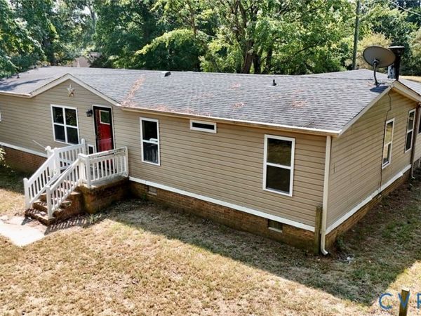 2702 Old Virginia Street, Urbanna, VA 23175