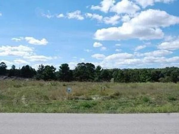 1700 Strasbourg, Traverse City, MI 49696