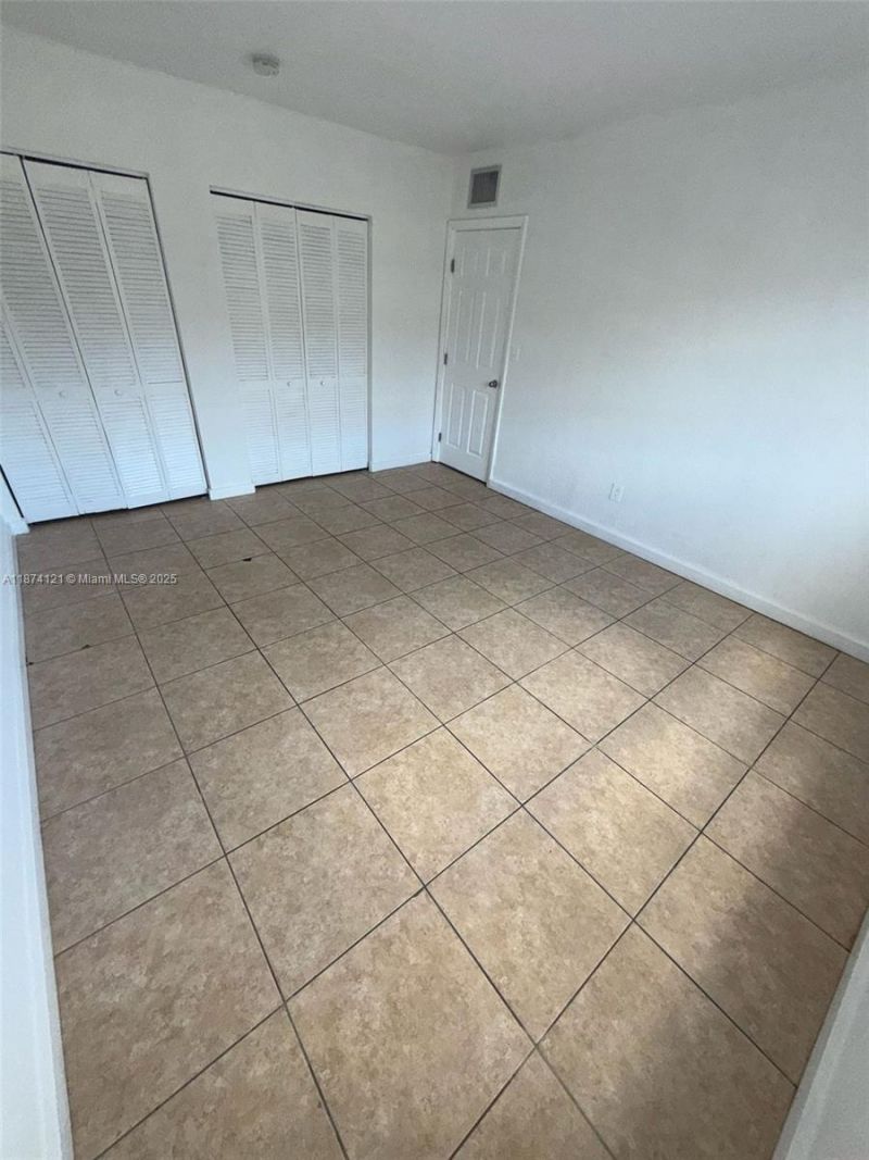 13700 NE 6th Ave, Unit 213, North Miami, FL 33161 Photo