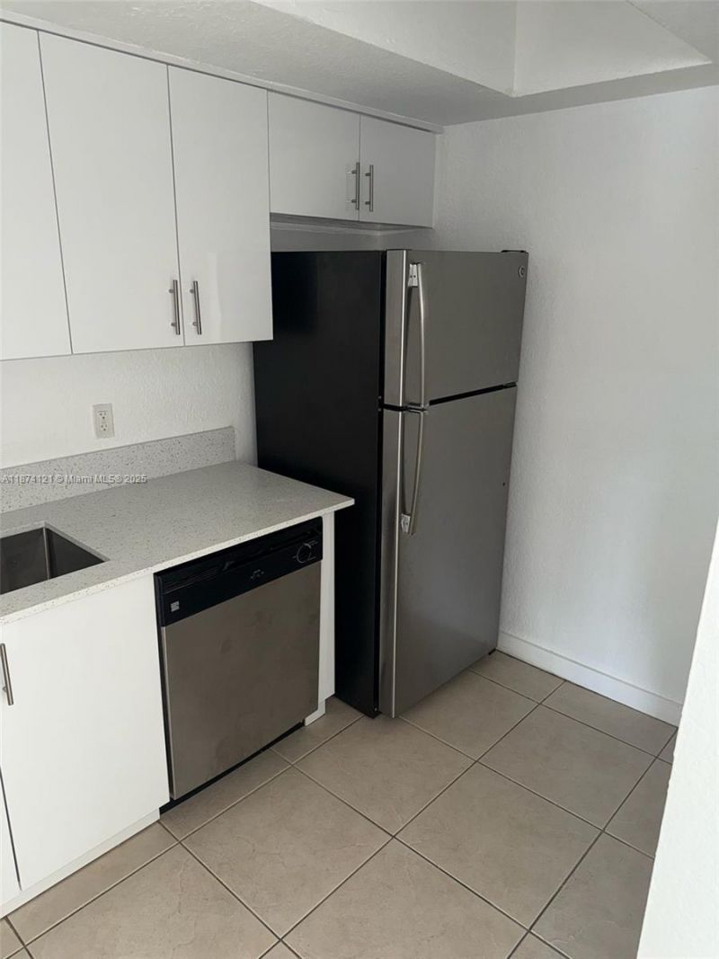 13700 NE 6th Ave, Unit 213, North Miami, FL 33161 Photo