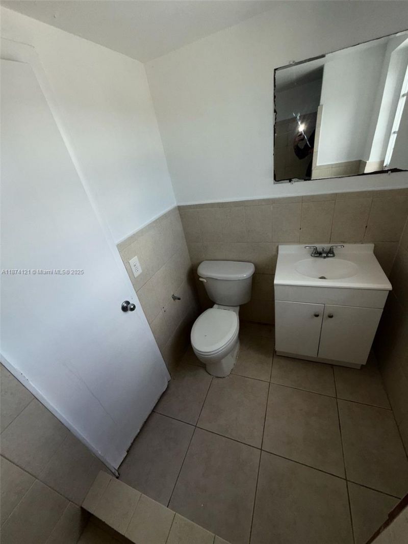 13700 NE 6th Ave, Unit 213, North Miami, FL 33161 Photo