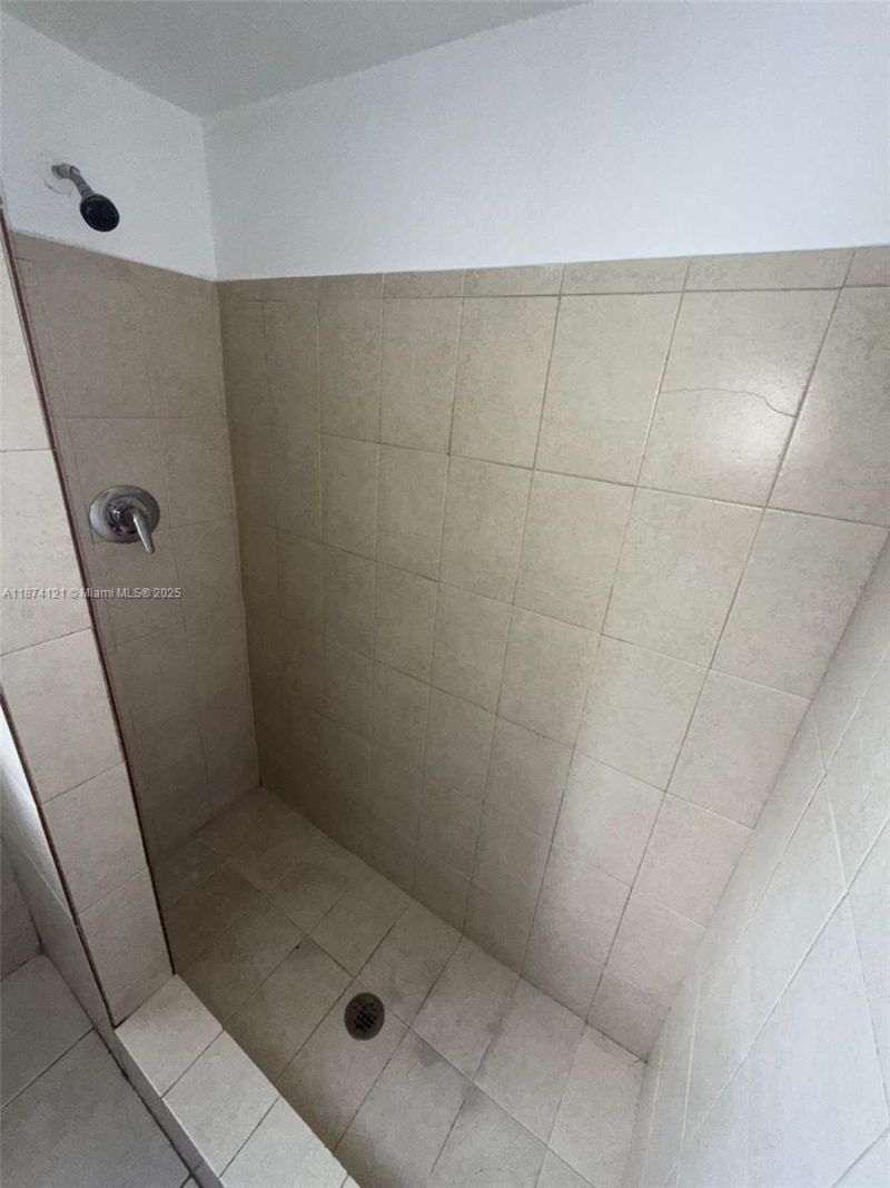 13700 NE 6th Ave, Unit 213, North Miami, FL 33161 Photo