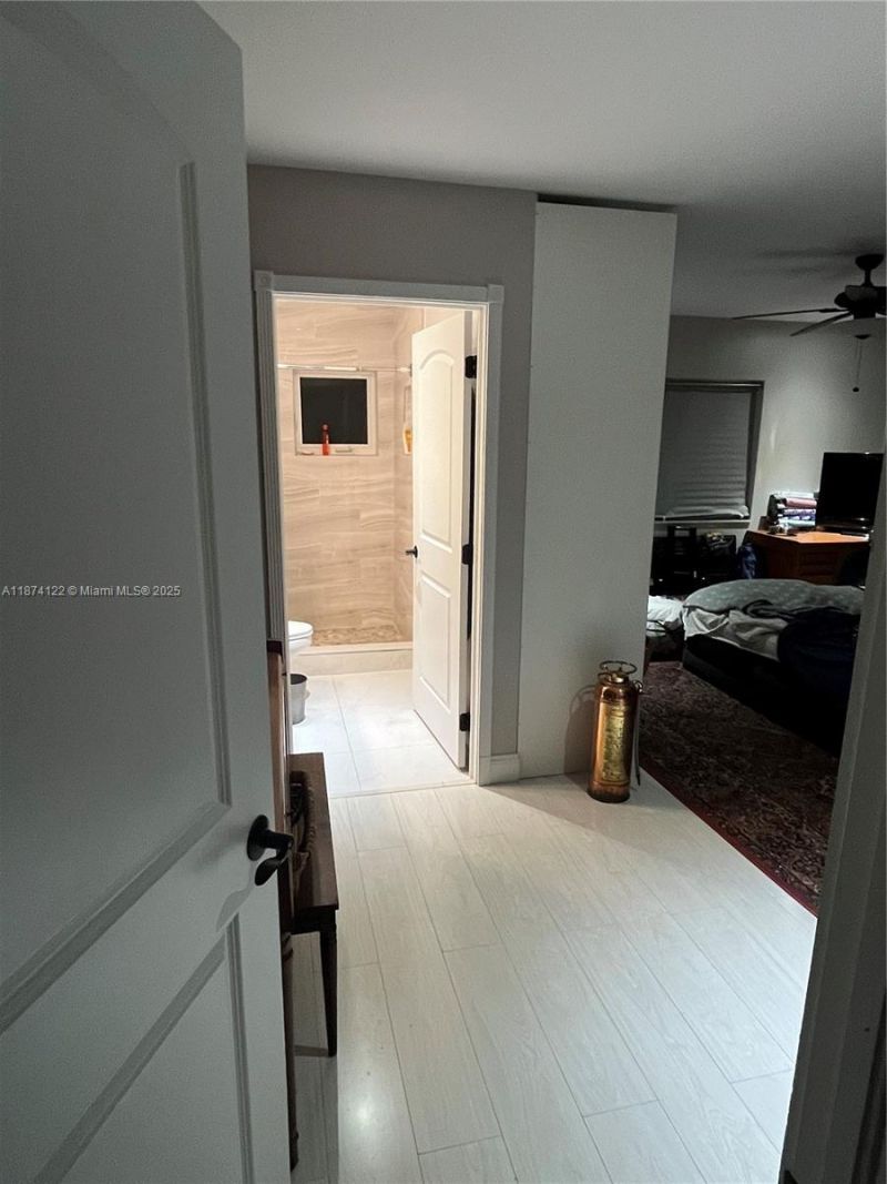 7521 SW 57th Ter, Miami, FL 33143 Photo