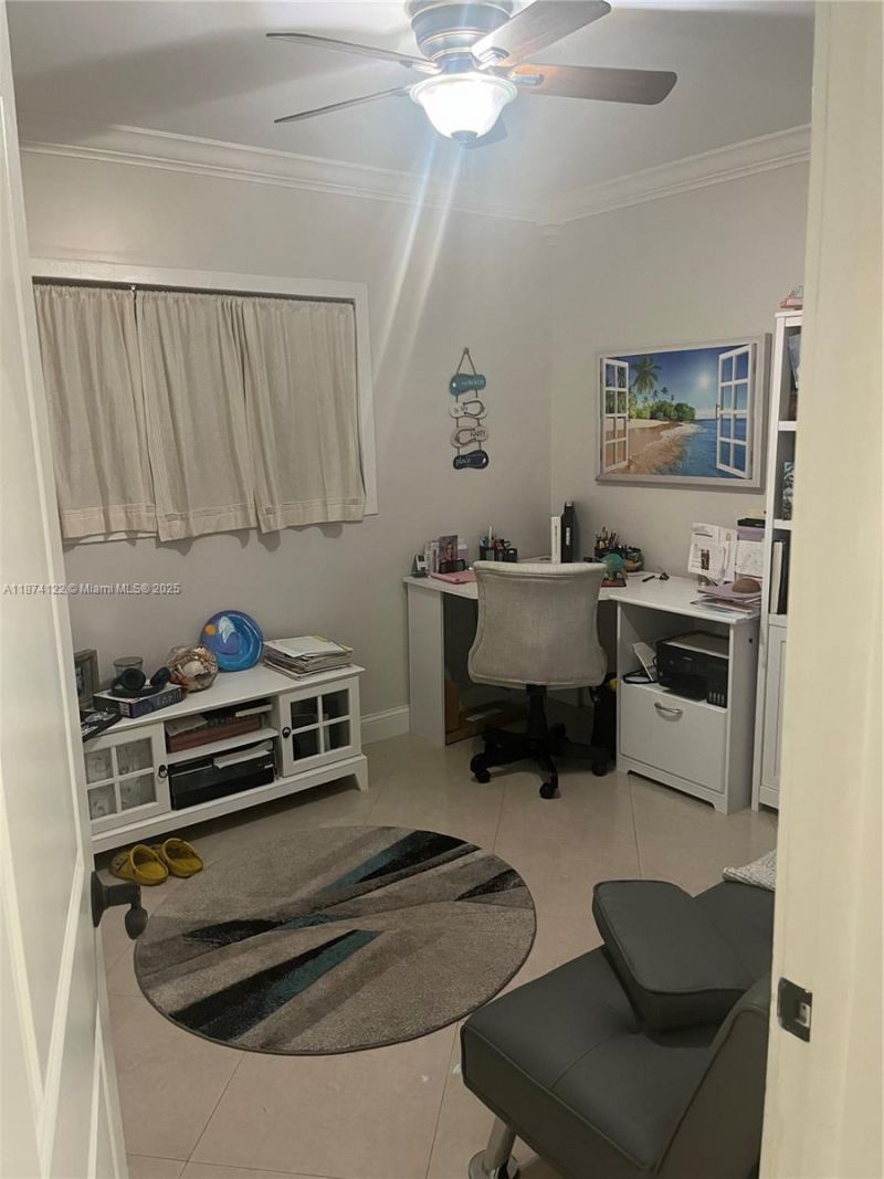 7521 SW 57th Ter, Miami, FL 33143 Photo