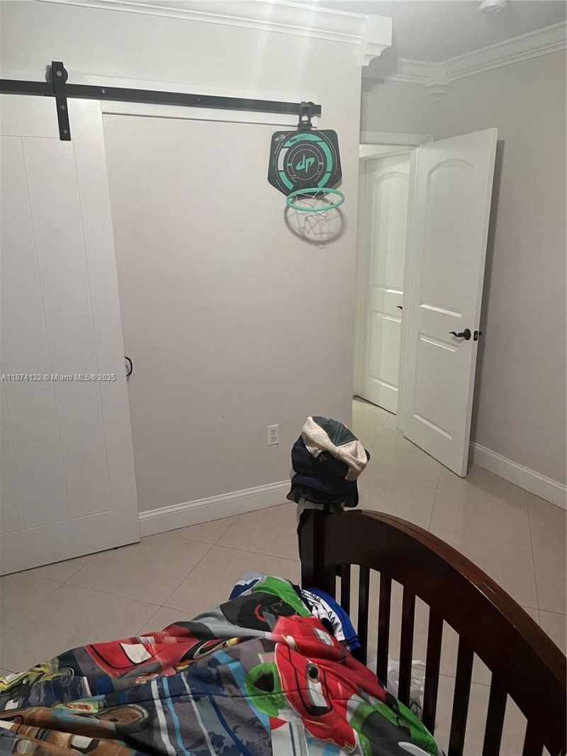 7521 SW 57th Ter, Miami, FL 33143 Photo