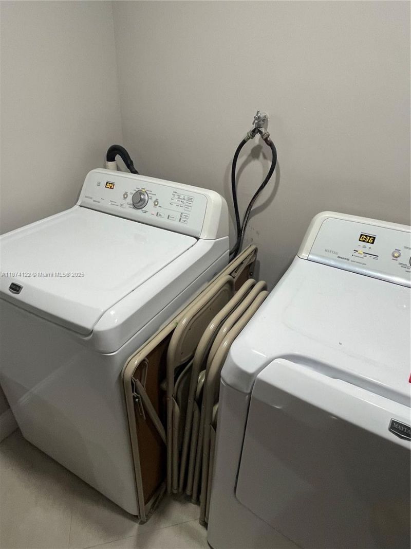 7521 SW 57th Ter, Miami, FL 33143 Photo