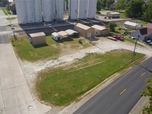 315 Maple, Shelbina, MO 63468