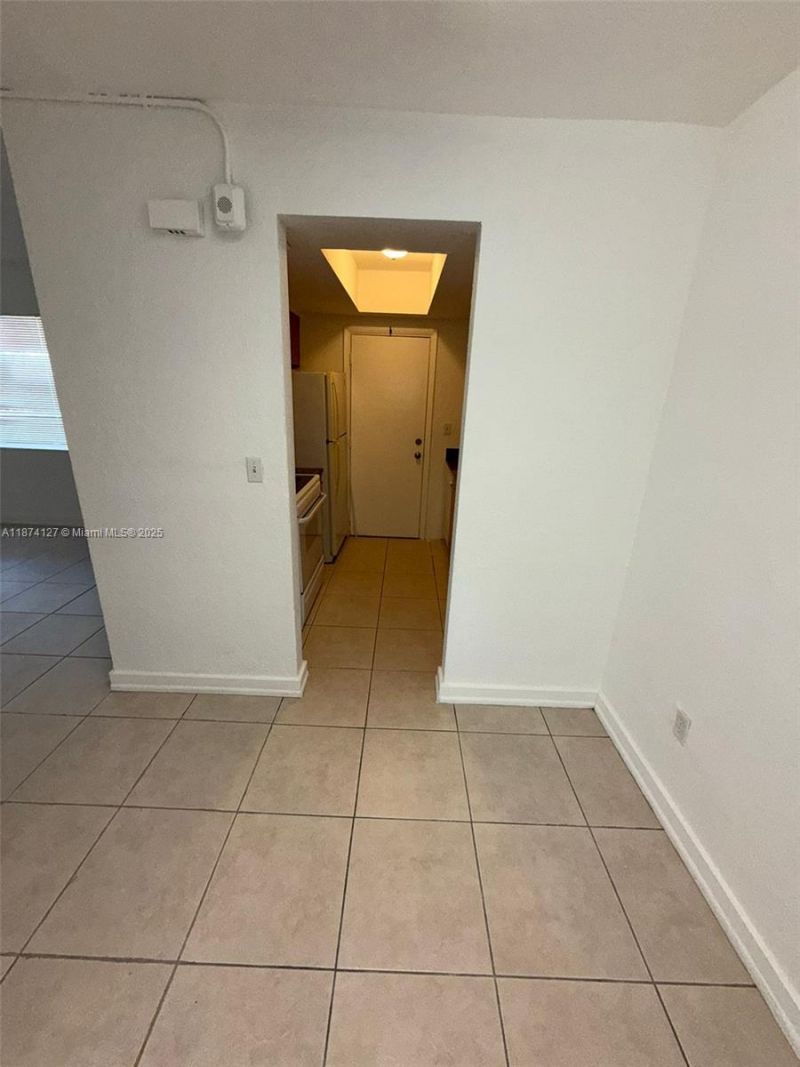 13700 NE 6th Ave, Unit 201, North Miami, FL 33161 Photo