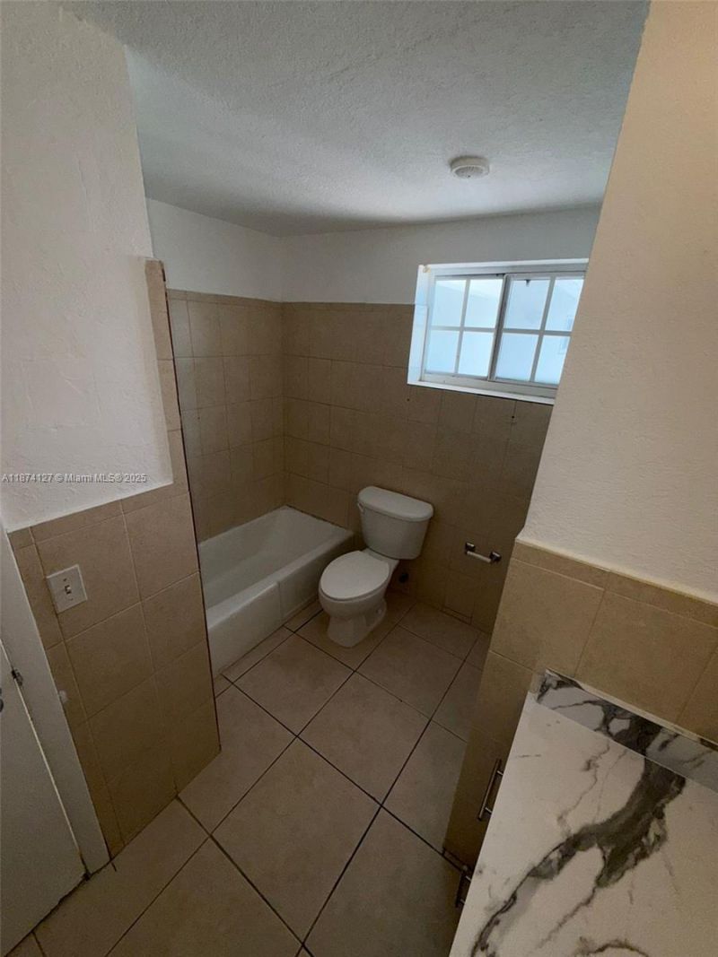 13700 NE 6th Ave, Unit 201, North Miami, FL 33161 Photo