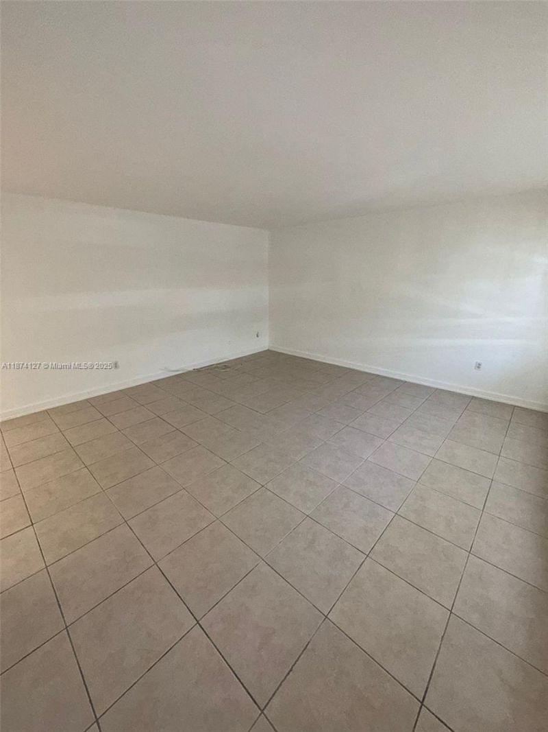 13700 NE 6th Ave, Unit 201, North Miami, FL 33161 Photo